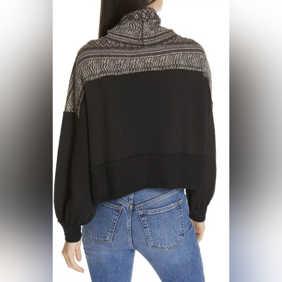 We The Free - At The Lodge Turtleneck Pullover Sweater Dark Combo - Picture 4 of 4